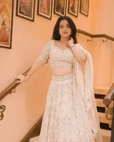 Escort Service In Hardoi
